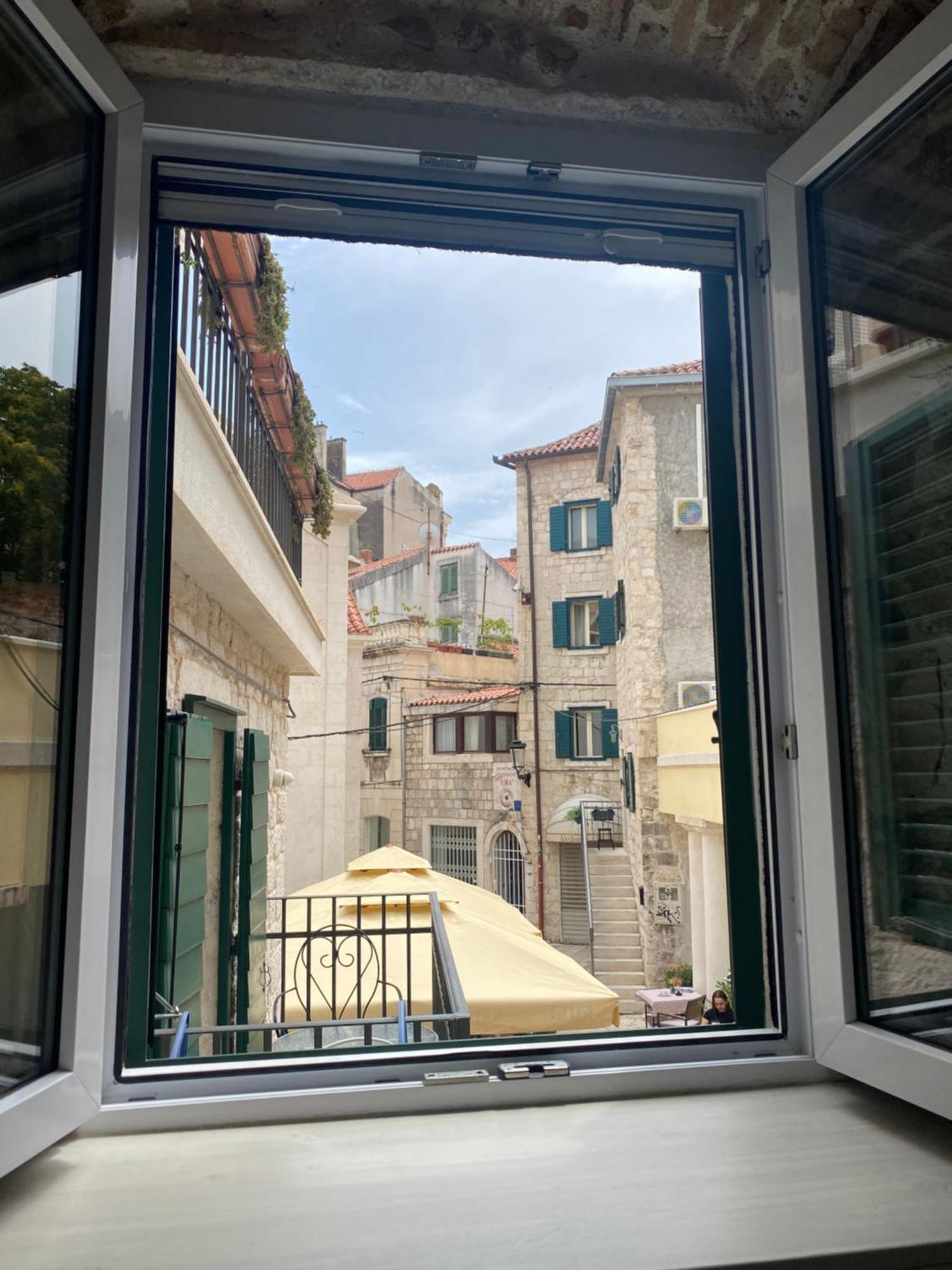 Room N&M - Diocletians Palace Split Exterior photo